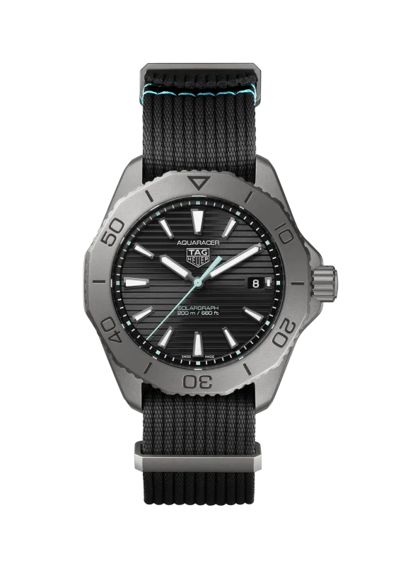 TAG Heuer Professional 200 Solargraph WBP1180.FN8027